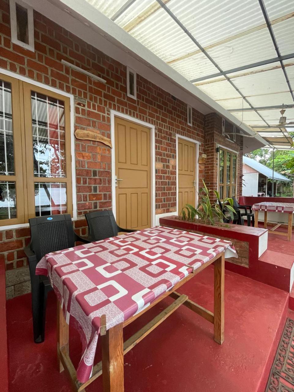 Ashtamudivillas Колам Екстериор снимка