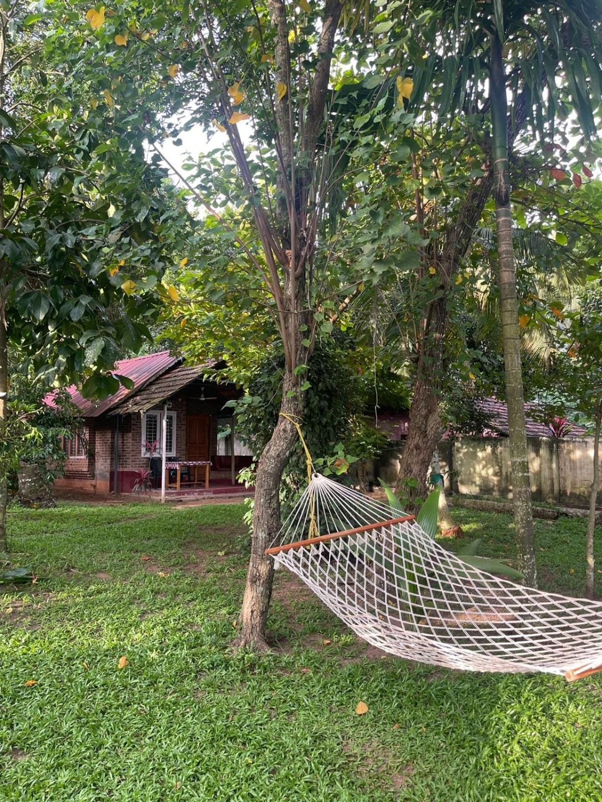 Ashtamudivillas Колам Екстериор снимка